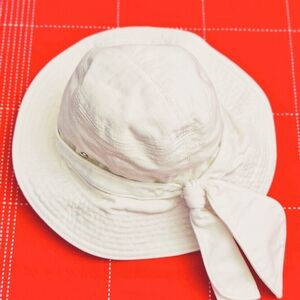Helen Kaminski Australia "Cintia" White 100% Woven Cotton Bucket Hat - Bow